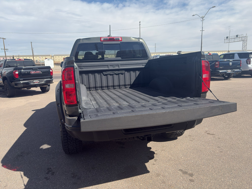 Used 2018 Chevrolet Colorado ZR2 w/ LPO, Premium Interior Package image 14