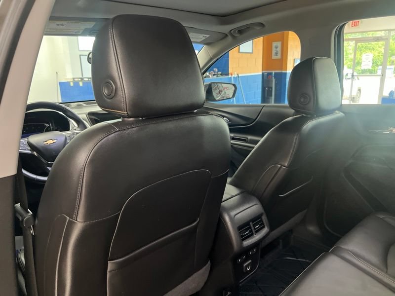 Used 2021 Chevrolet Equinox Premier AWD/4WD image 17