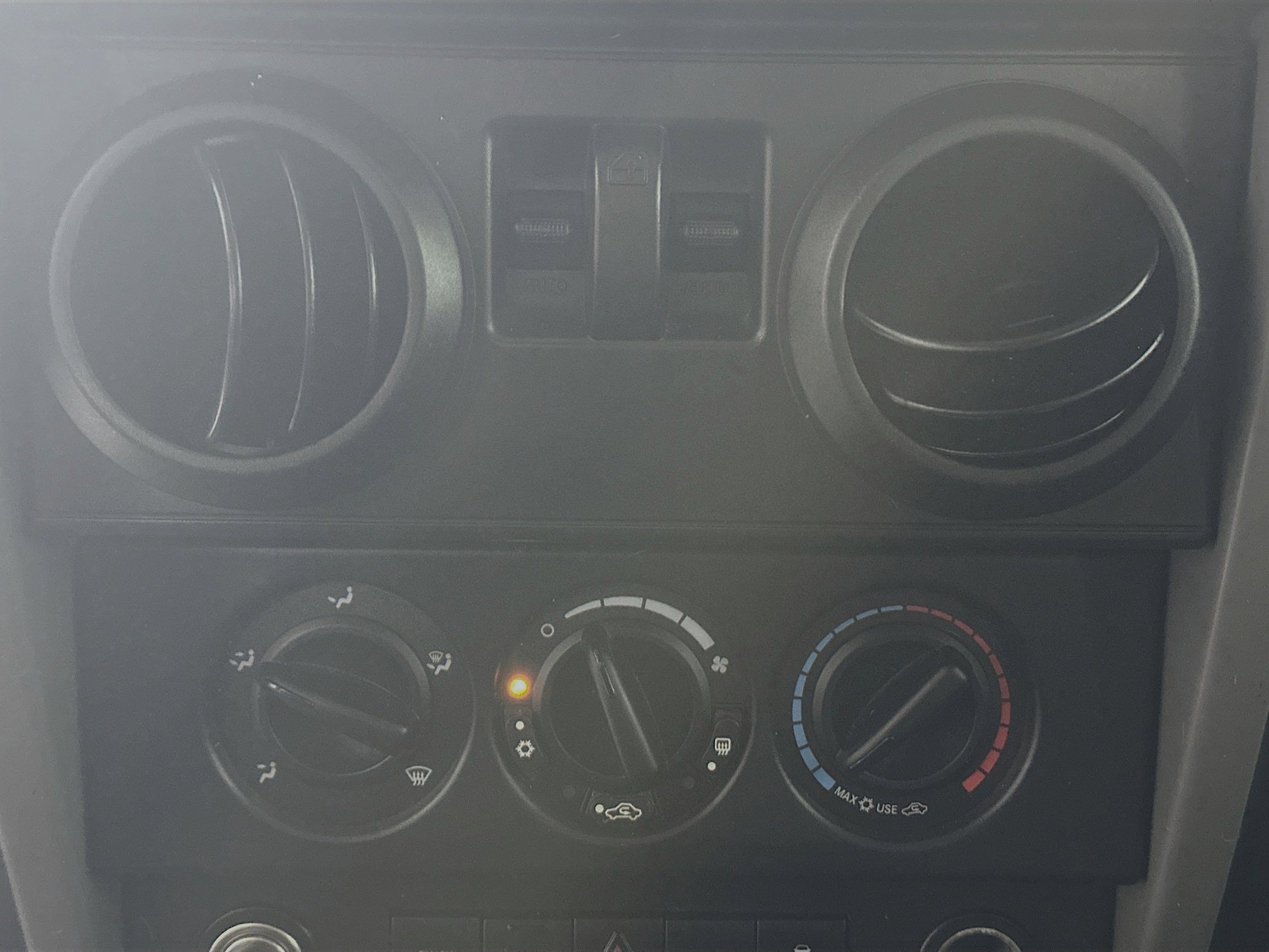 Used 2010 Jeep Wrangler Rubicon w/ Dual Top Group image 21