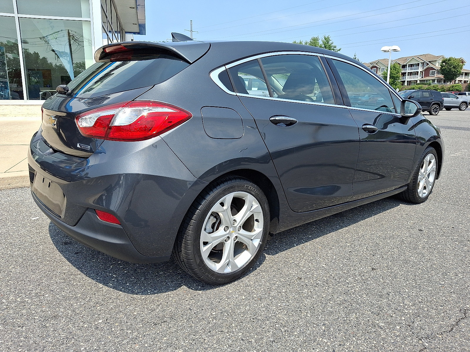 Certified 2017 Chevrolet Cruze Premier FWD image 7