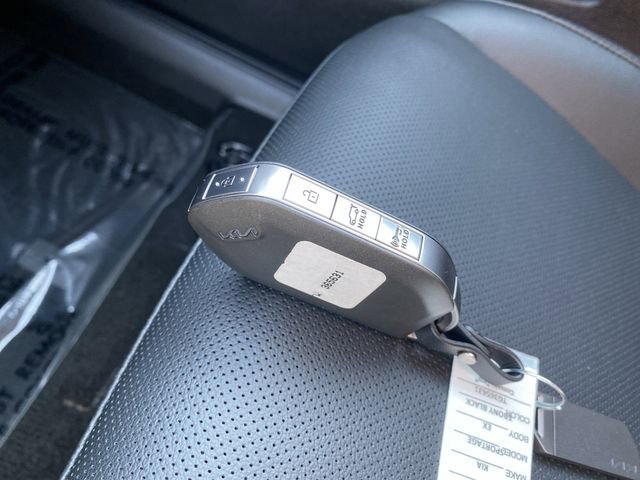 New 2026 Kia Sportage EX image 31