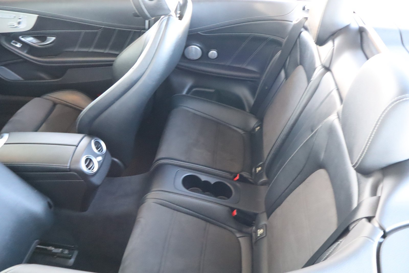 Used 2020 Mercedes-Benz C 63 AMG Cabriolet image 39