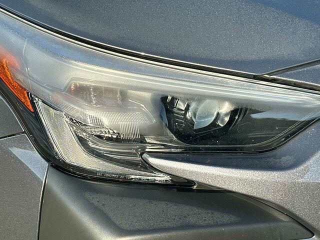 Certified 2025 Subaru Outback Premium image 32