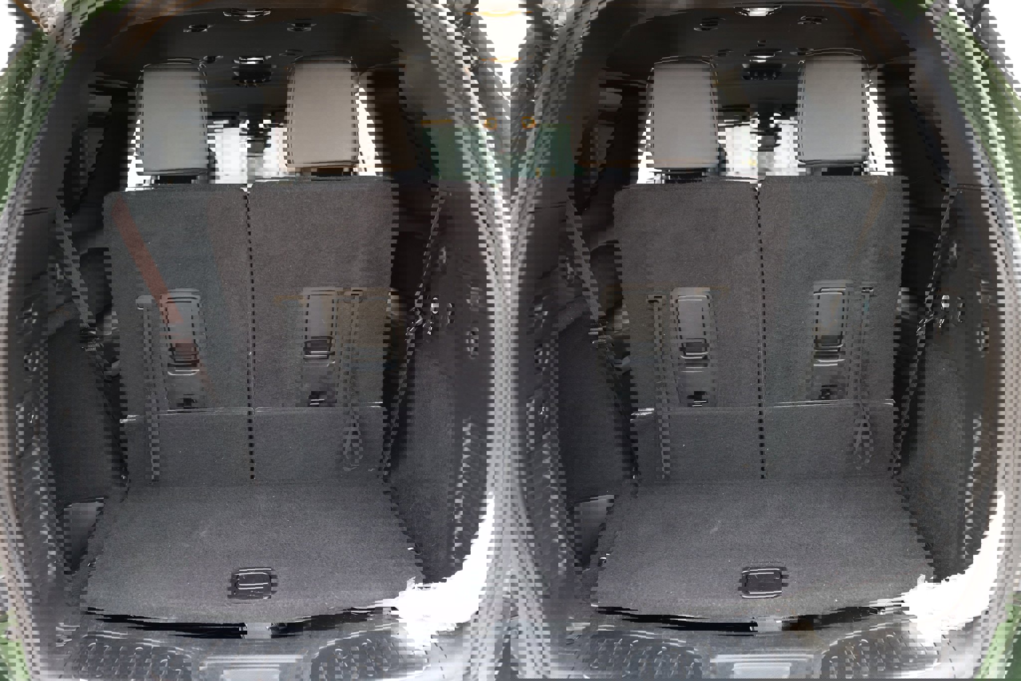 Used 2022 Dodge Durango SRT w/ Technology Group image 29