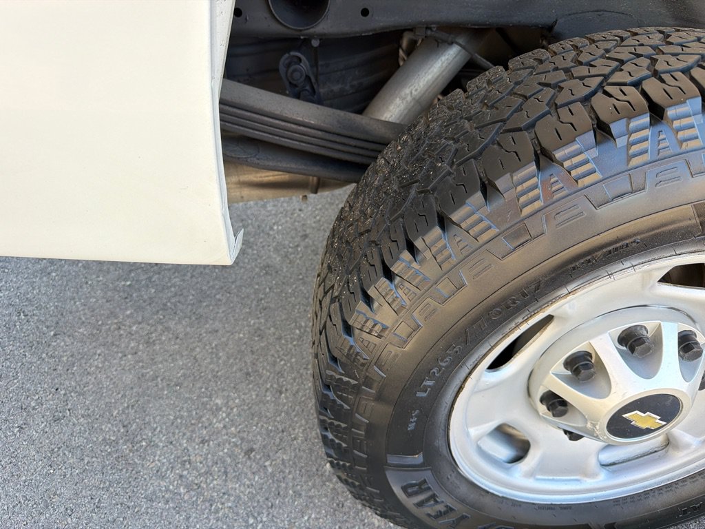 Used 2013 Chevrolet Silverado 2500 W/T AWD/4WD image 6