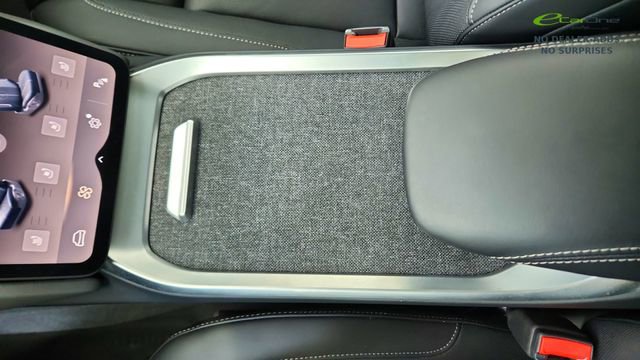 Used 2024 Lucid Air Touring image 54