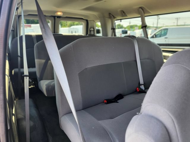Used 2012 Ford E-350 and Econoline 350 XLT RWD image 17