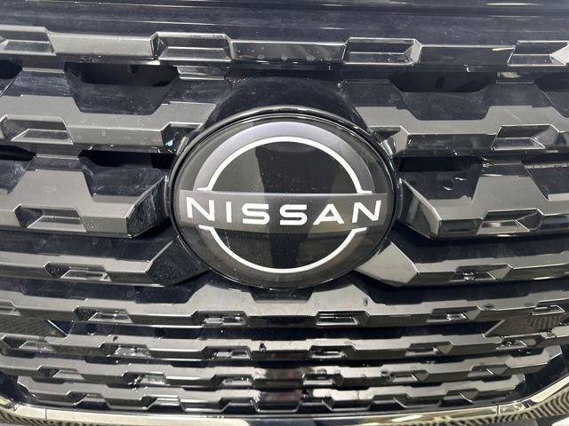 Used 2024 Nissan Kicks SV image 9