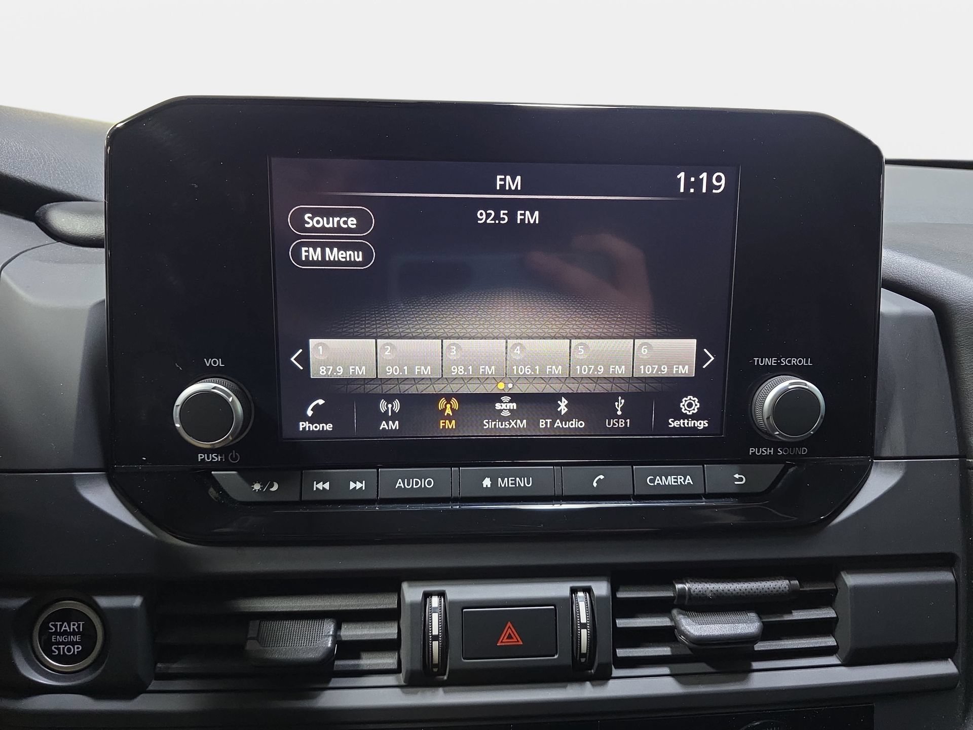 Used 2023 Nissan Pathfinder S AWD/4WD image 21