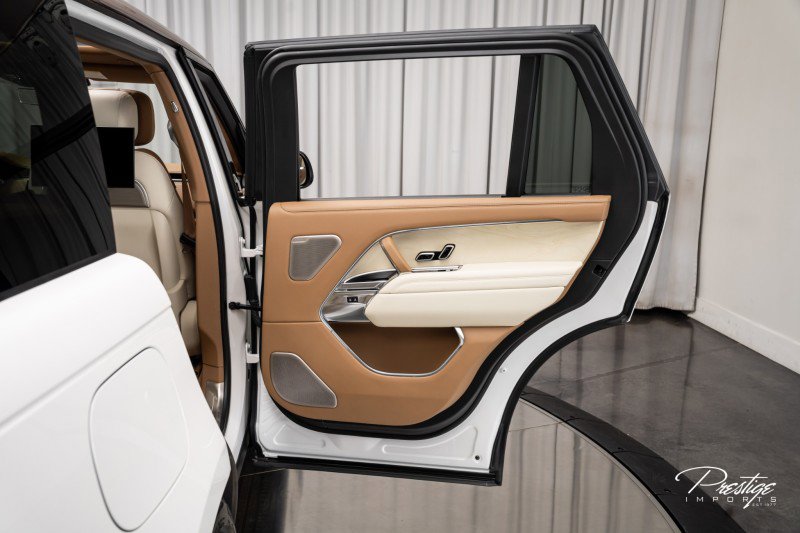 Used 2023 Land Rover Range Rover SV image 48