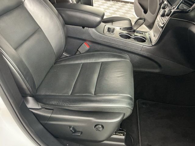Used 2020 Jeep Grand Cherokee High Altitude AWD/4WD image 14