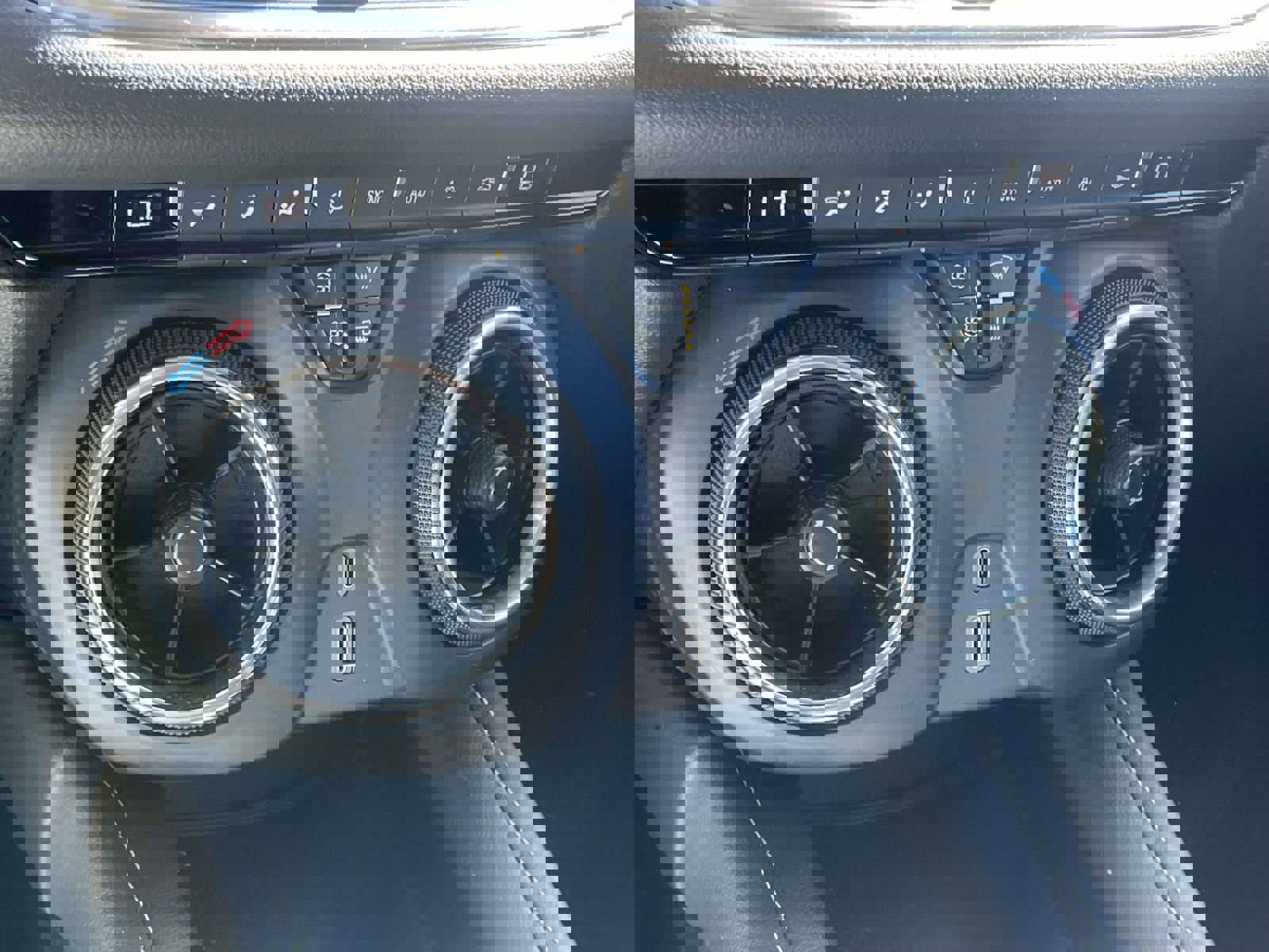 Used 2023 Chevrolet Blazer LT image 17