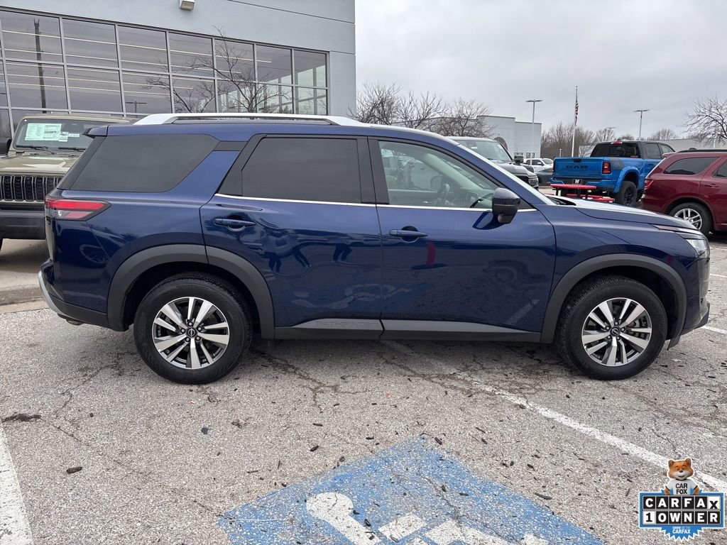 Used 2025 Nissan Pathfinder SL image 35