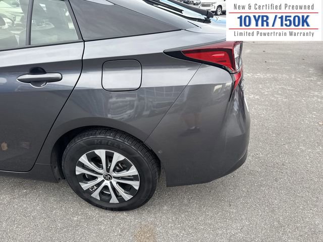 Used 2019 Toyota Prius LE image 9