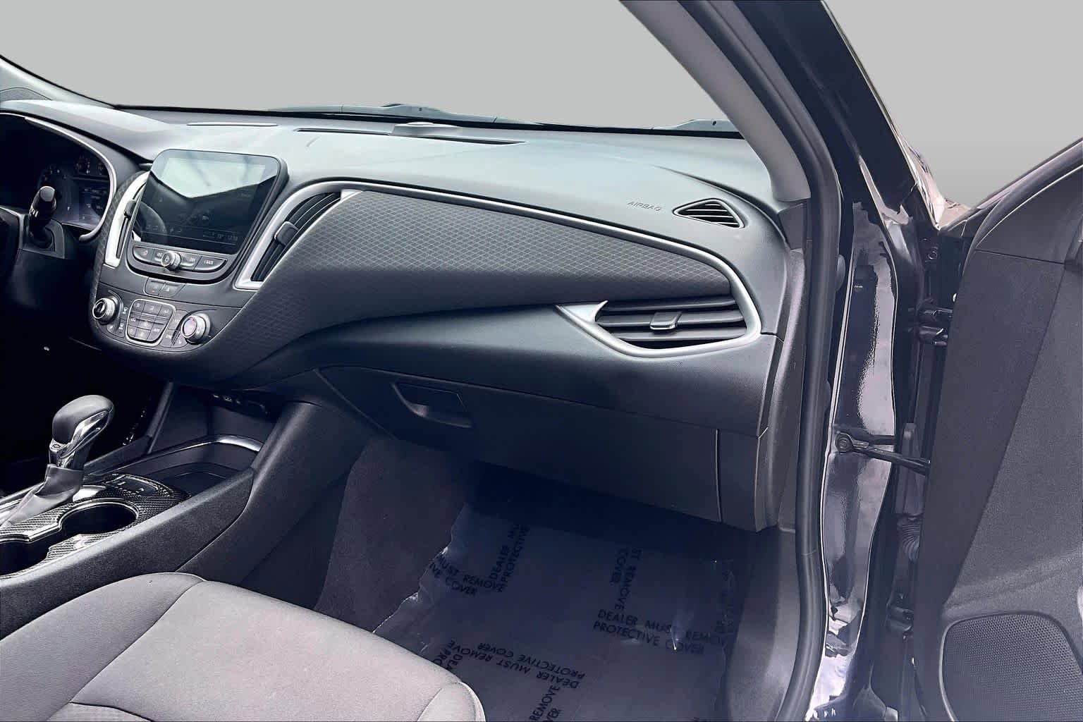 Used 2023 Chevrolet Malibu LT w/ Driver Confidence Package FWD image 19