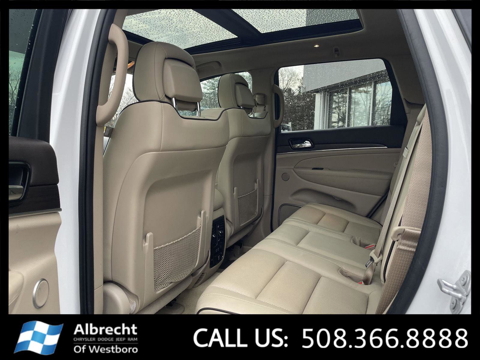 Used 2021 Jeep Grand Cherokee Overland image 12