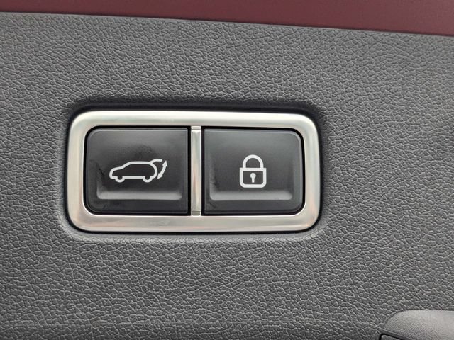 Used 2023 Kia Sorento SX FWD image 14