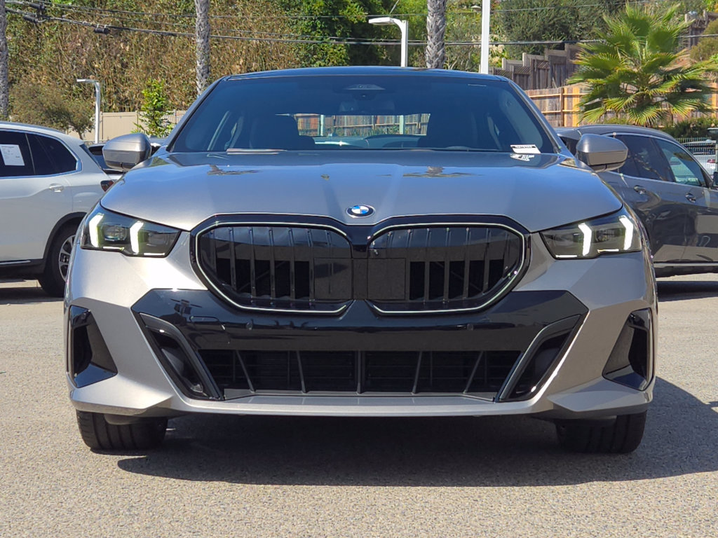 New 2027 BMW 530i w/ M Sport Package RWD image 2