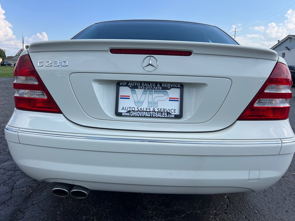 Used 2007 Mercedes-Benz C 230 Sedan image 6