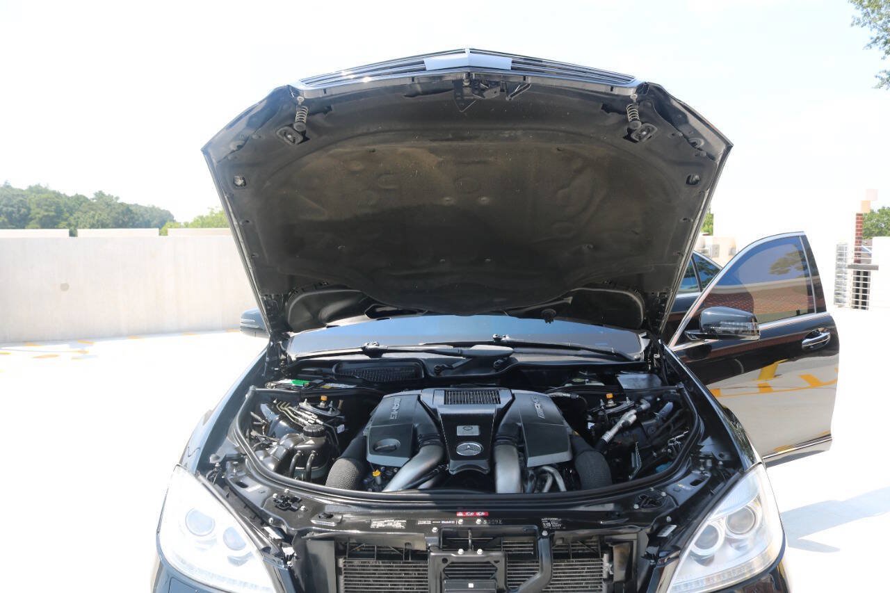 Used 2011 Mercedes-Benz S 63 AMG image 7