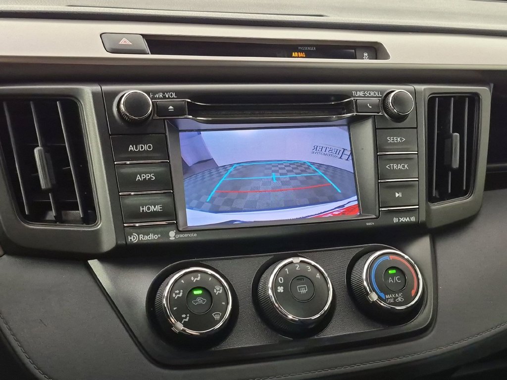 Used 2016 Toyota RAV4 LE FWD image 23