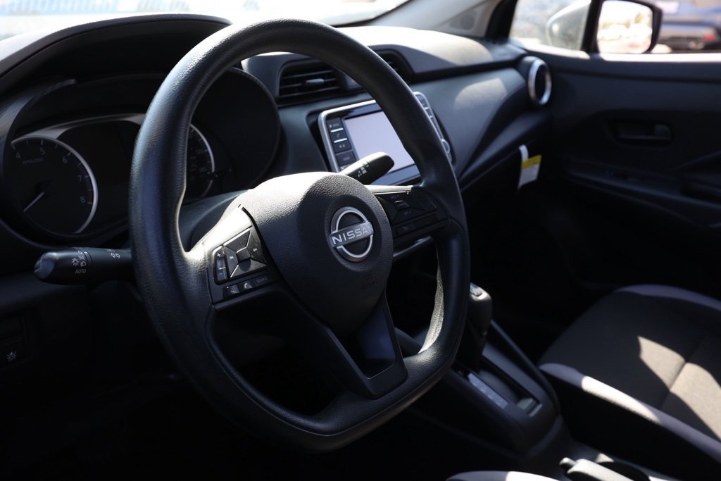Used 2025 Nissan Versa S image 12