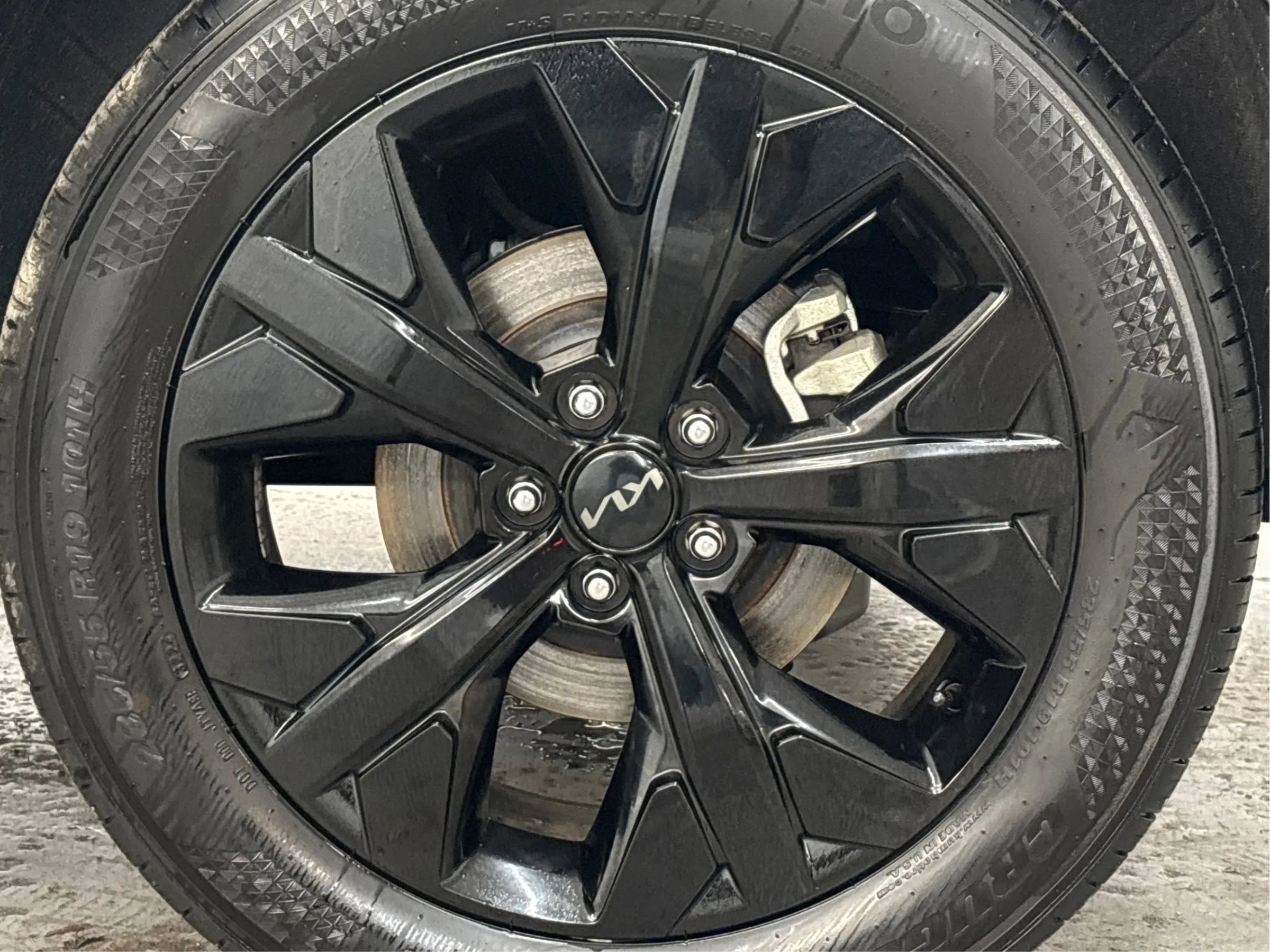 Used 2025 Kia Sportage X-Line w/ Premium Package image 32