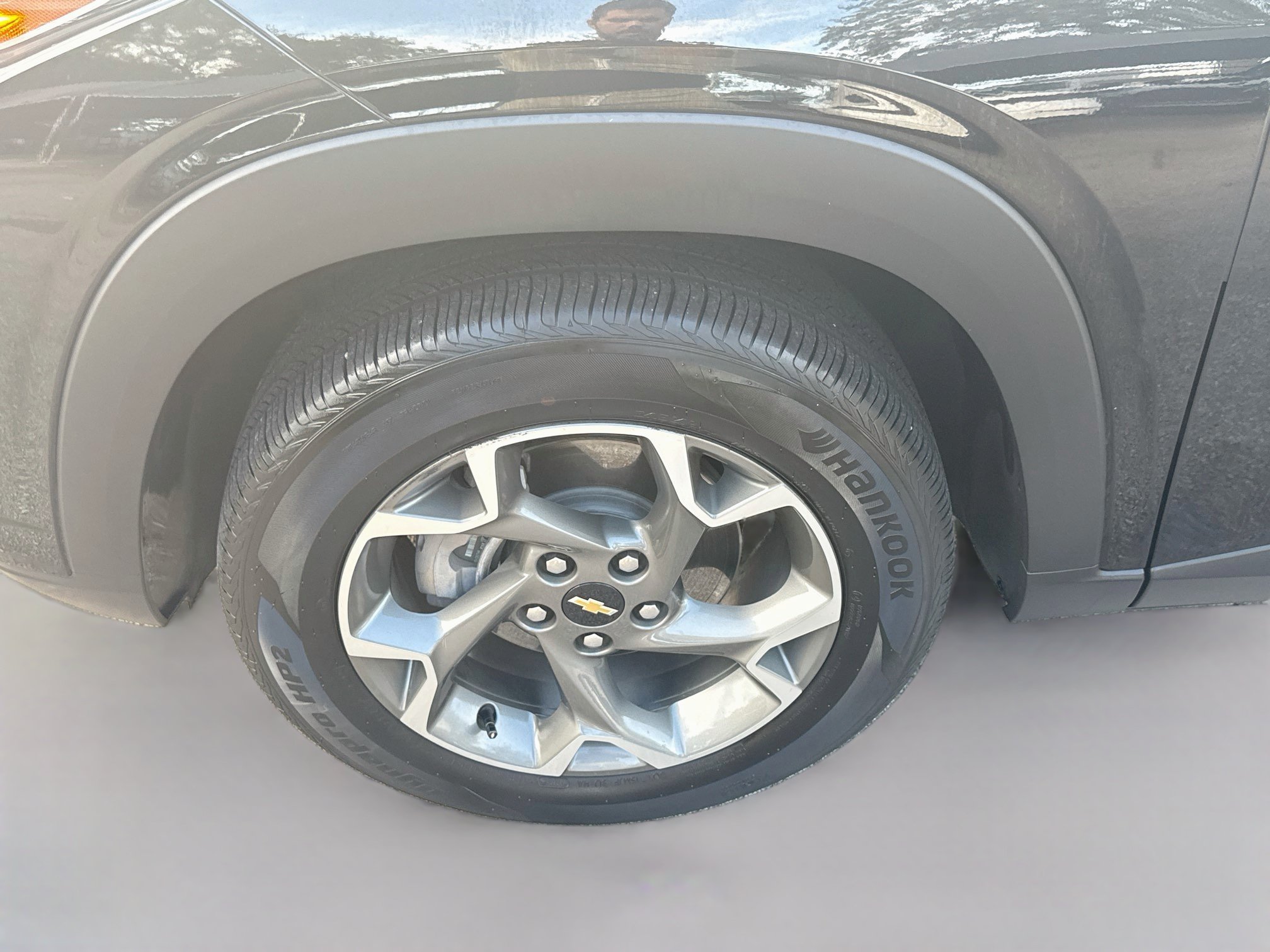Used 2026 Chevrolet Trax LT FWD image 35
