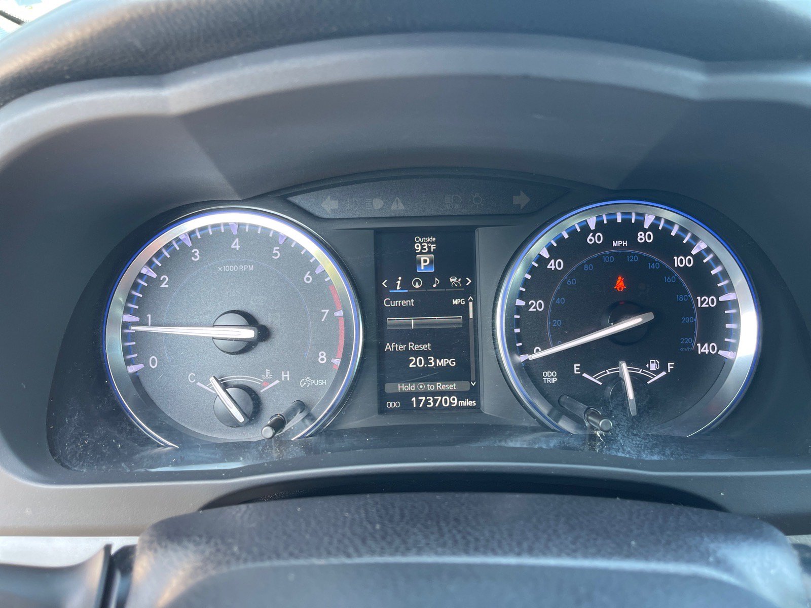 Used 2014 Toyota Highlander Limited Platinum FWD image 4