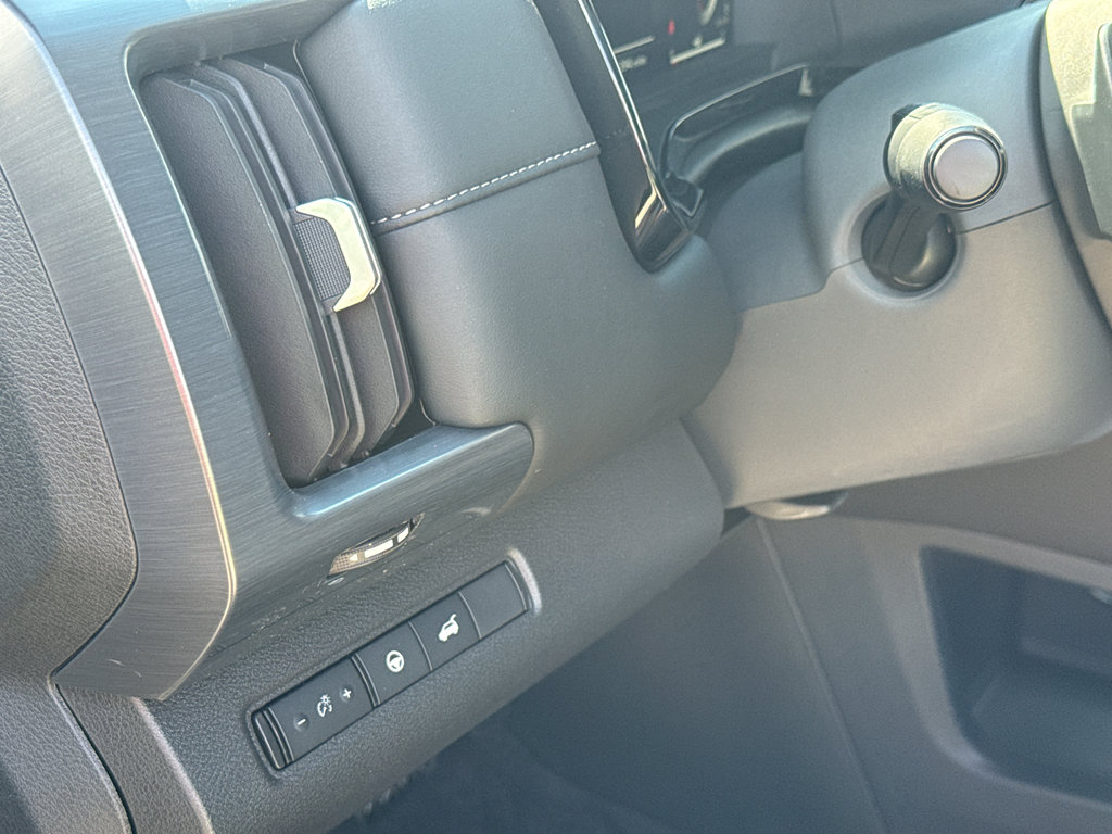 New 2026 Nissan Pathfinder SL AWD/4WD image 14