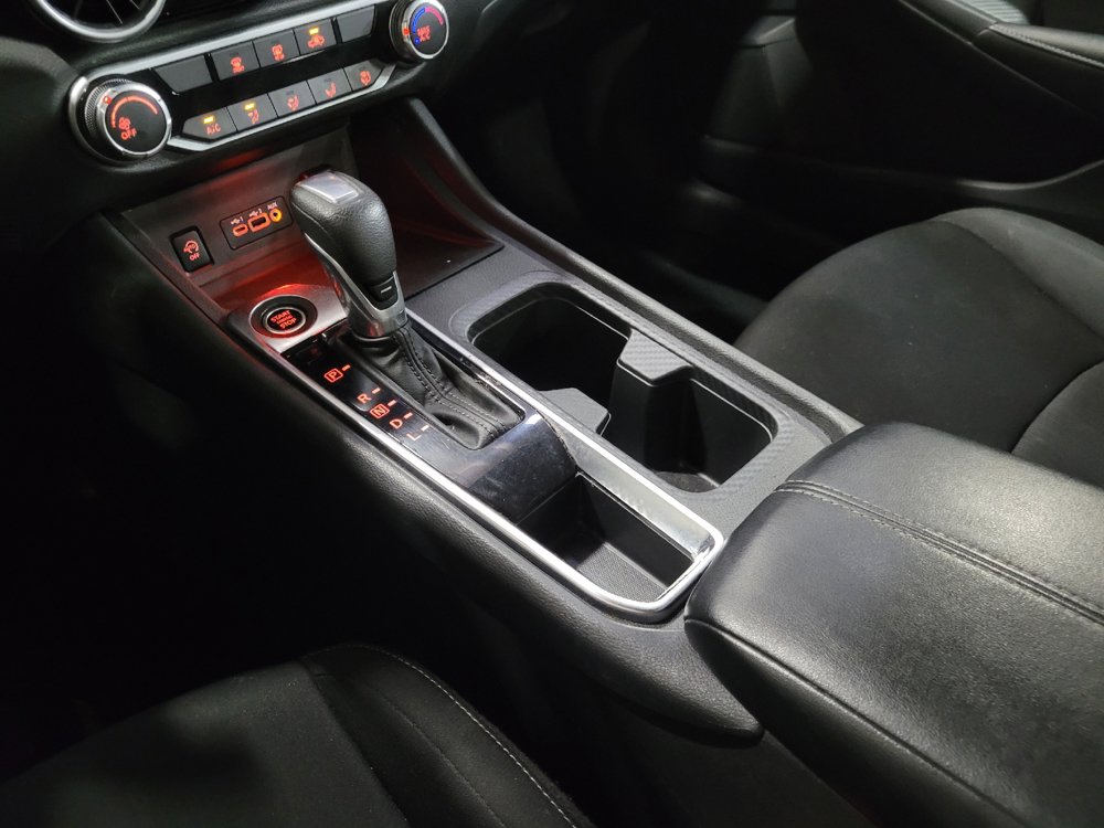 Used 2025 Nissan Sentra SV FWD image 26