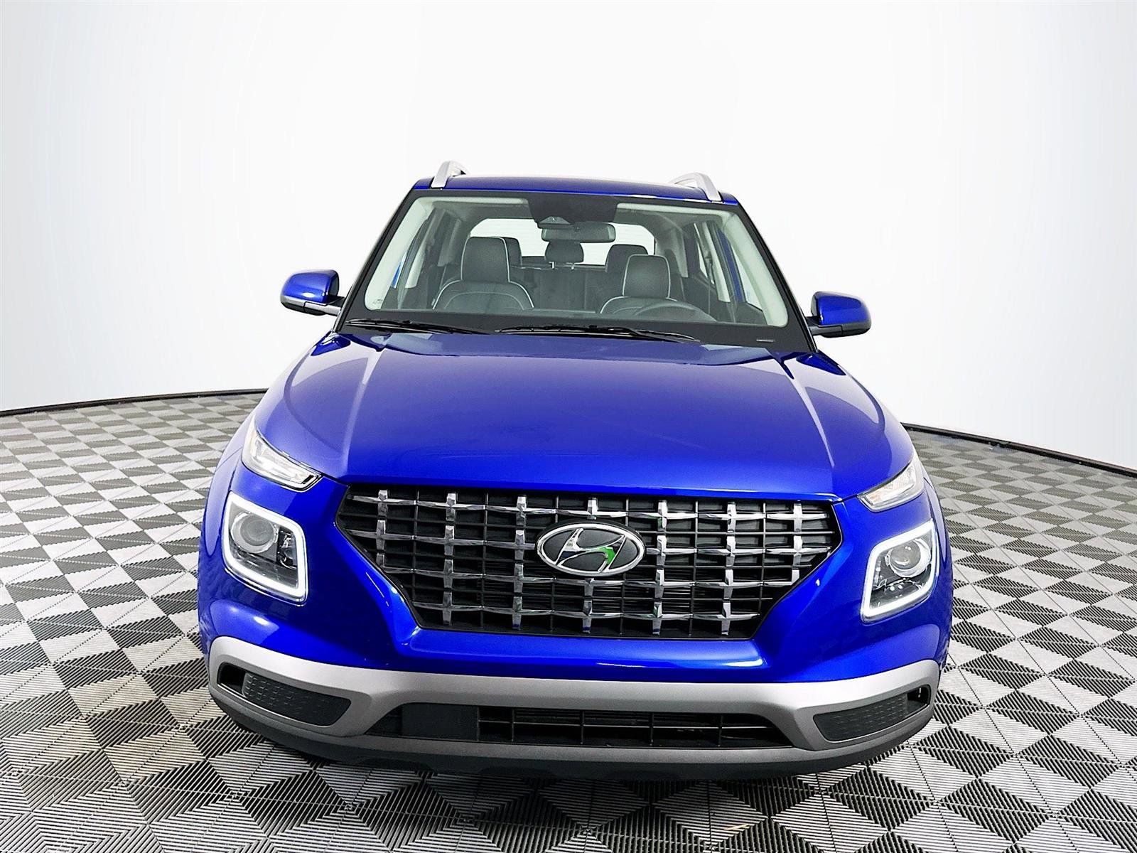 New 2025 Hyundai Venue Limited image 2