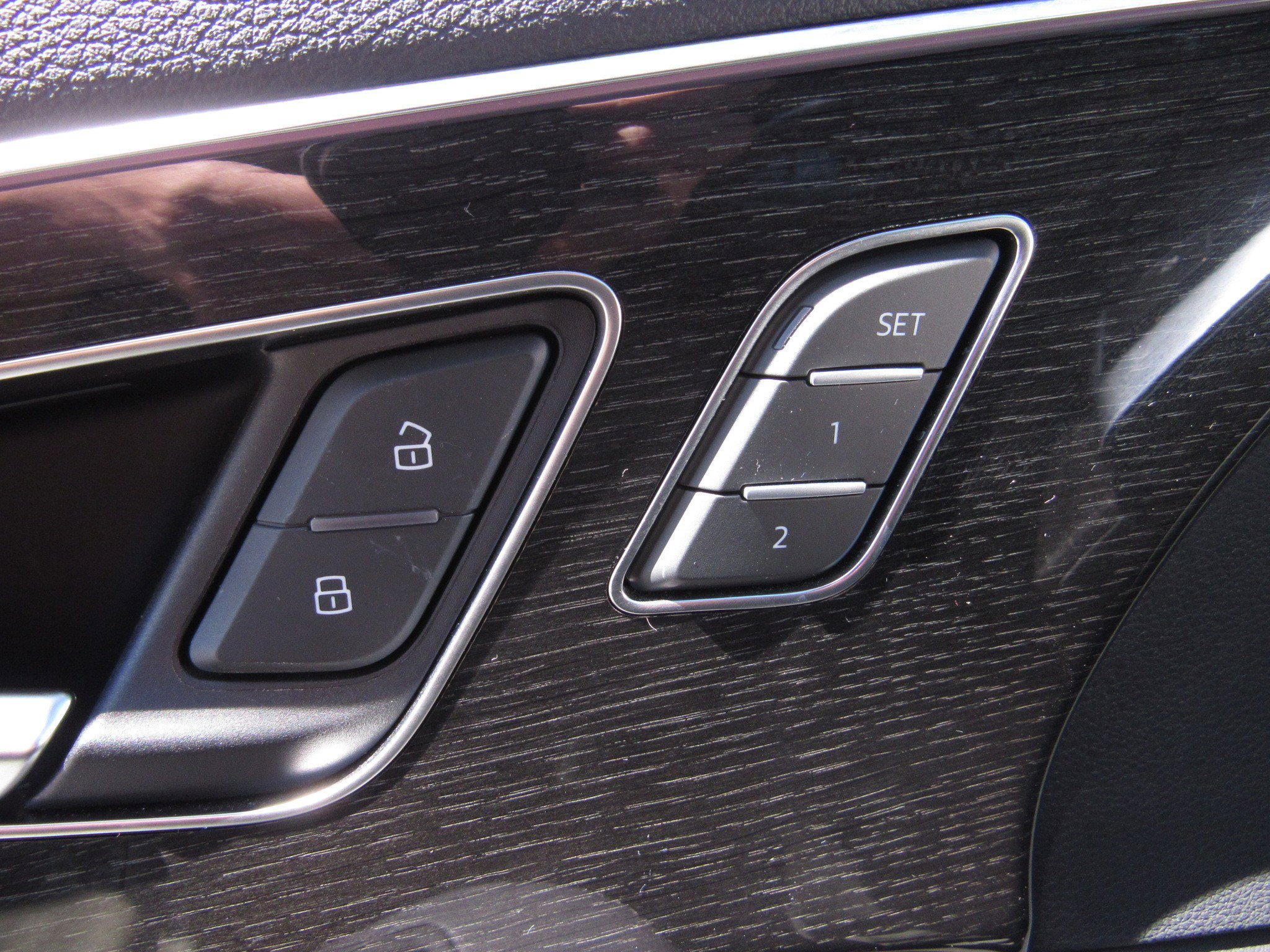 Used 2023 Audi Q7 3.0T Prestige image 25