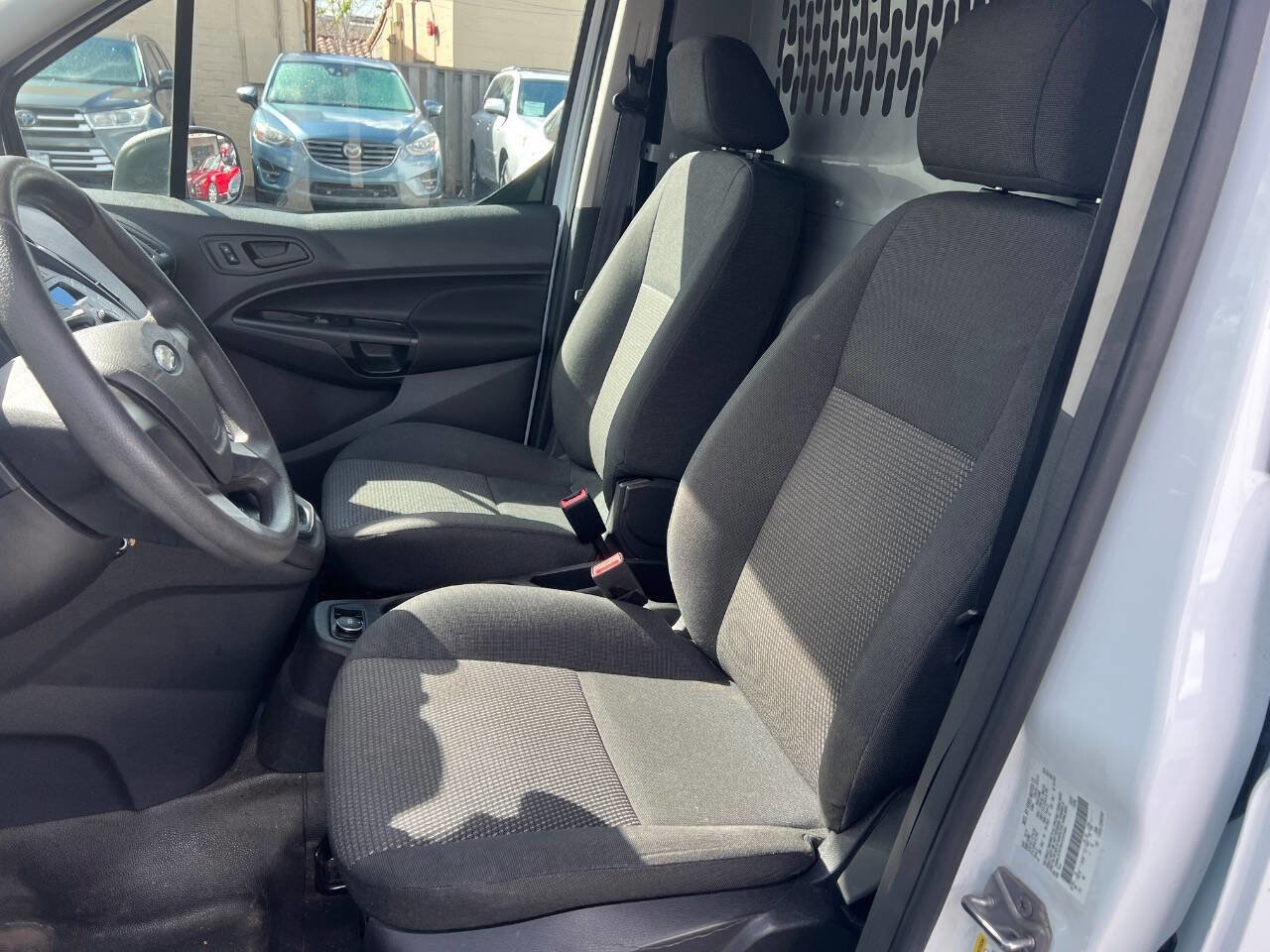 Used 2017 Ford Transit Connect XLT image 8