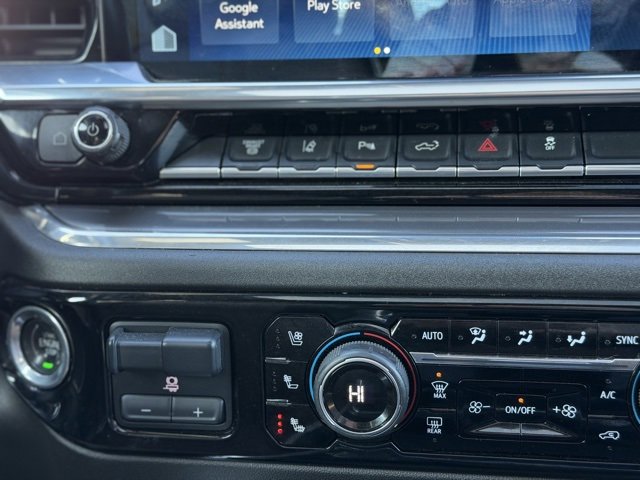 Used 2024 Chevrolet Silverado 3500 High Country image 28