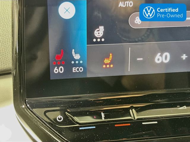 Certified 2022 Volkswagen ID.4 Pro AWD/4WD image 19