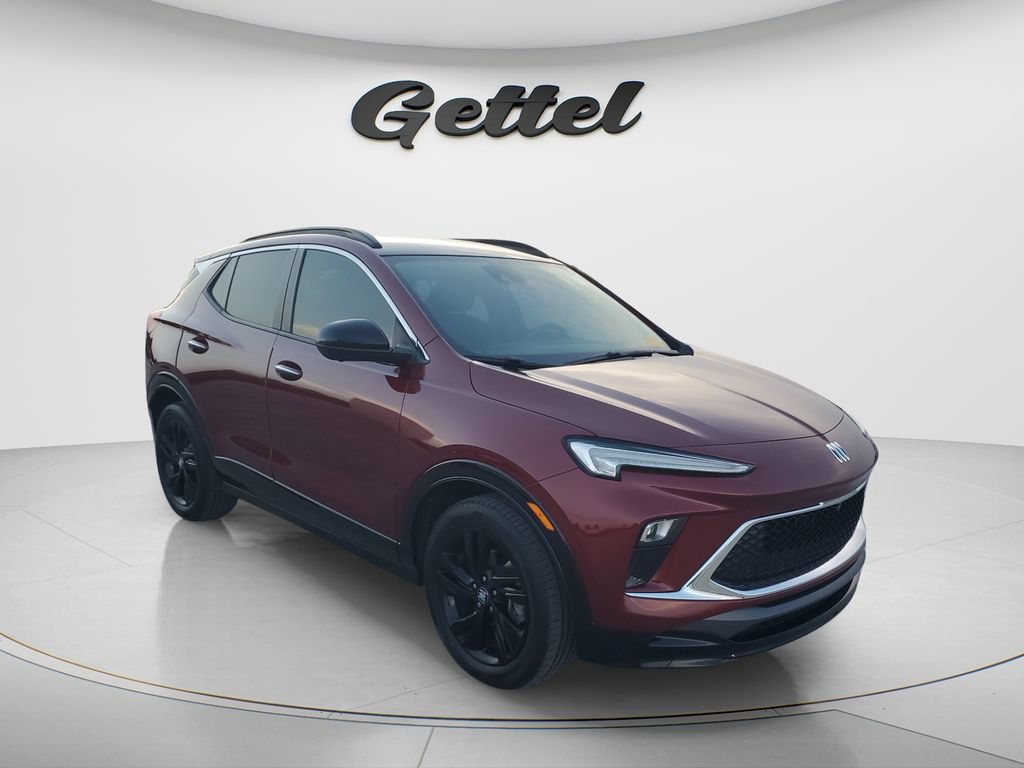 Used 2024 Buick Encore GX Sport Touring w/ Comfort Package FWD image 3