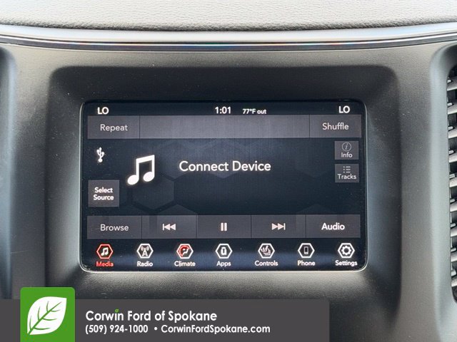 Used 2019 Jeep Cherokee Latitude Plus w/ Comfort/Convenience Group AWD/4WD image 28