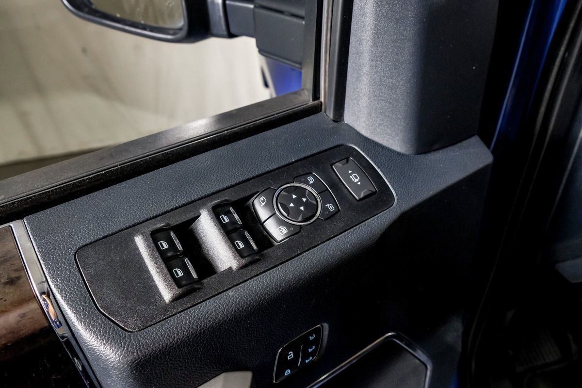 Used 2022 Ford F250 Lariat w/ Chrome Package image 34