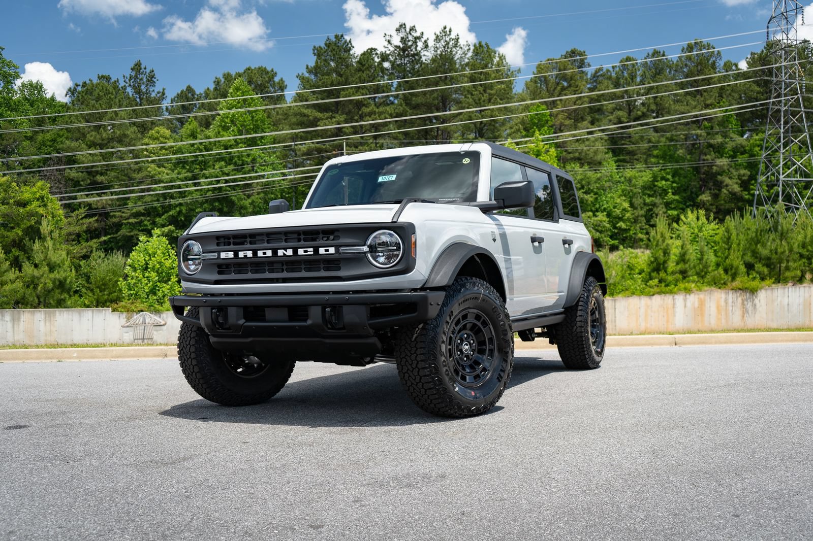 New 2026 Ford Bronco Big Bend w/ Black Diamond Package AWD/4WD image 1