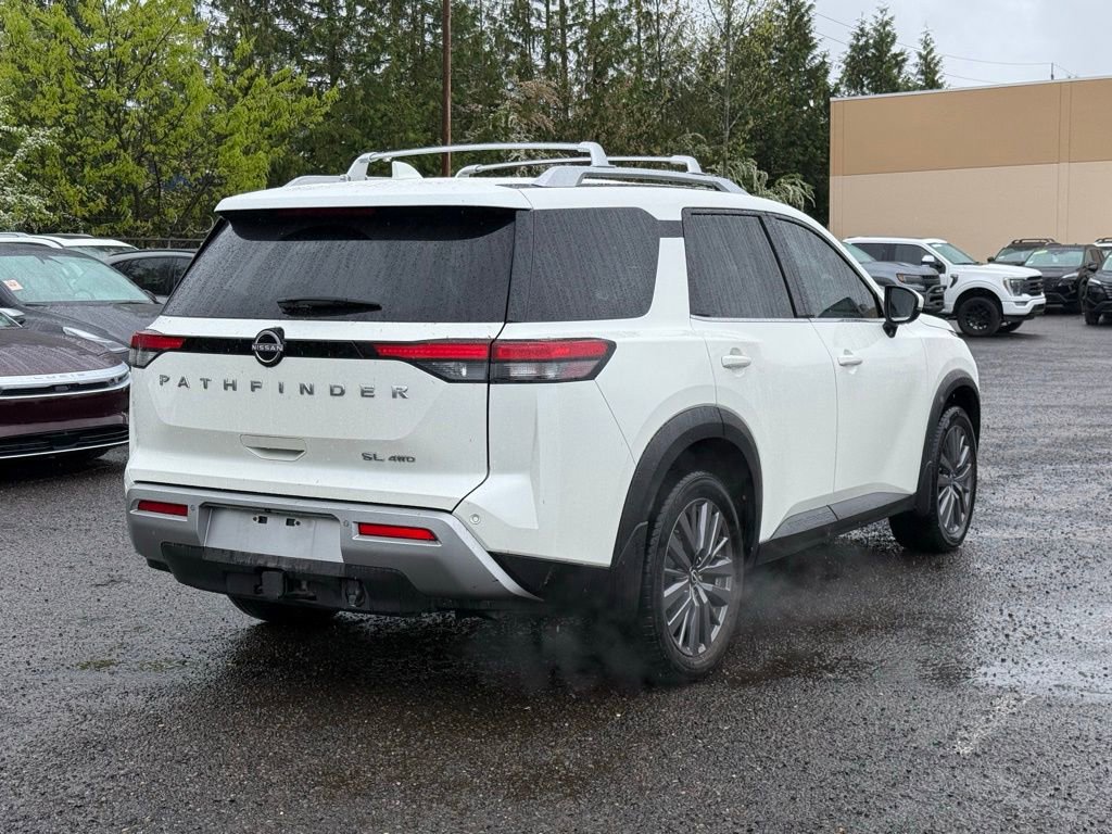 Used 2023 Nissan Pathfinder SL w/ SL Premium Package AWD/4WD image 4