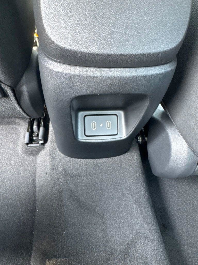 New 2026 Hyundai Elantra Limited FWD image 21