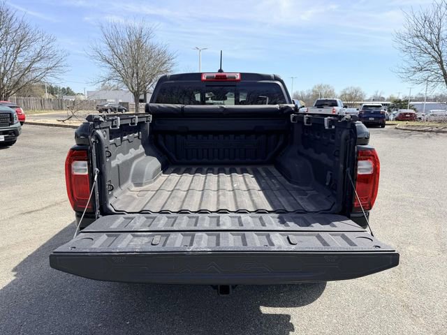 Used 2024 GMC Canyon Denali AWD/4WD image 14