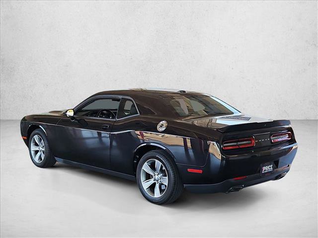Used 2018 Dodge Challenger SXT RWD image 8
