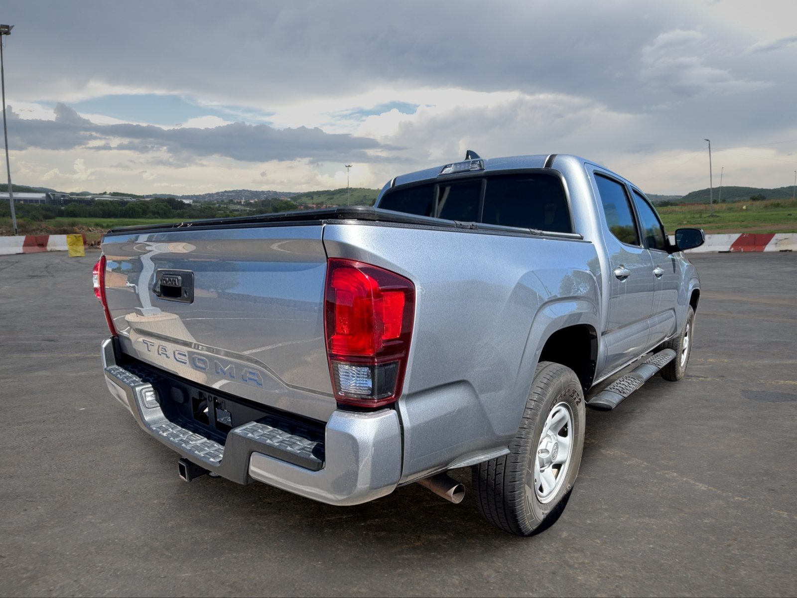 Used 2021 Toyota Tacoma SR w/ SR Convenience Package RWD image 3