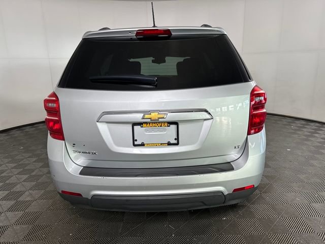 Used 2017 Chevrolet Equinox LT w/ Convenience Package image 4