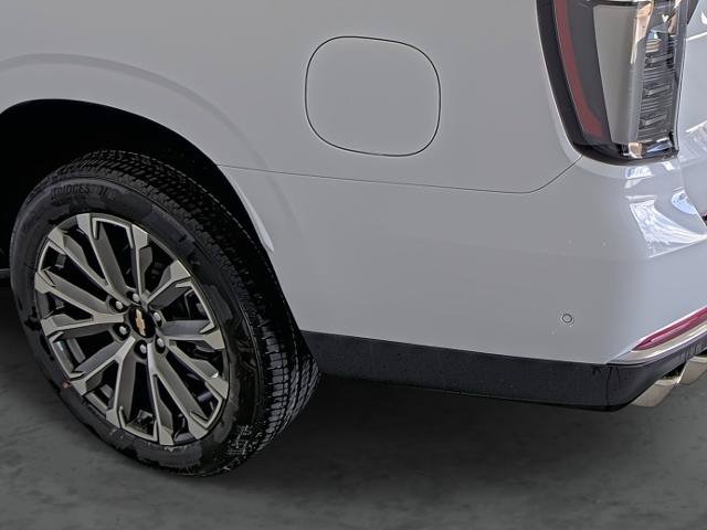 New 2026 Chevrolet Suburban High Country w/ Sun And Tow Package AWD/4WD image 9