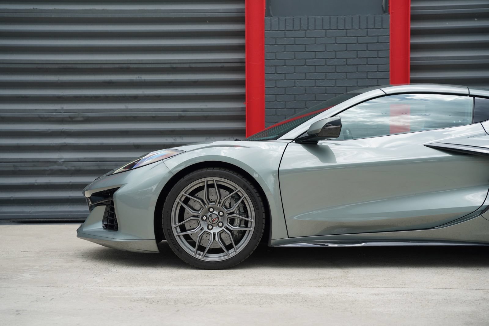Used 2023 Chevrolet Corvette Z06 RWD image 5