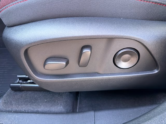 New 2027 Chevrolet Equinox RS w/ Safety and Technology Package FWD image 19