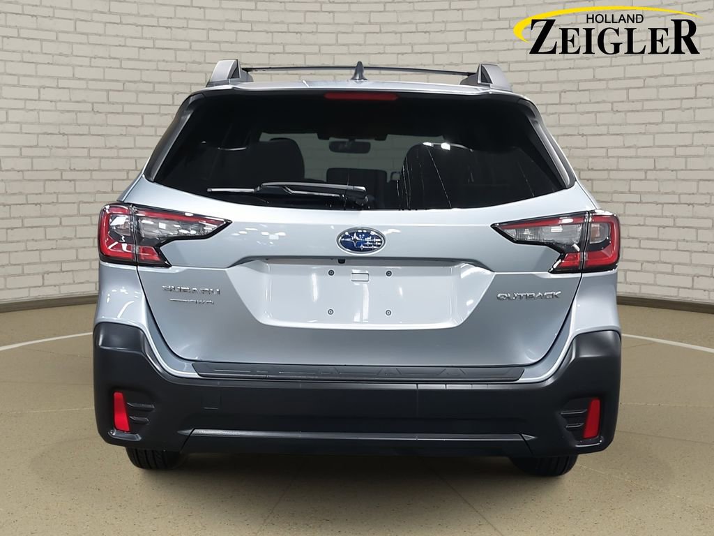 Used 2022 Subaru Outback Premium image 6